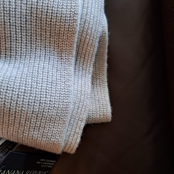 NEW 100%  Cashmere Ribbed Scarf - Picture 2 of 2